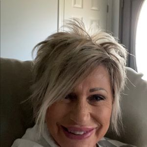 Meet your Posher, Gina